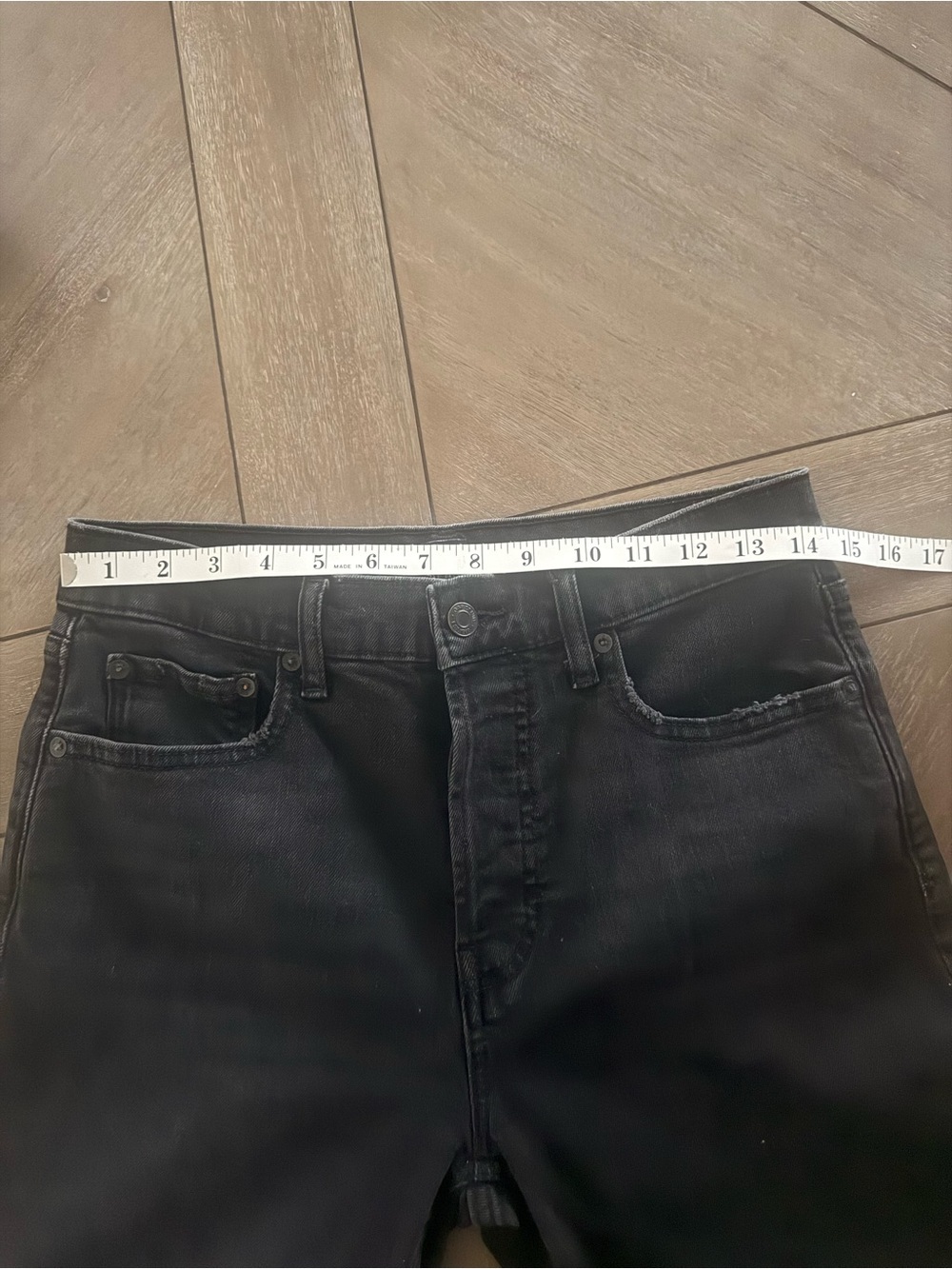 GAP Black Cropped Cheeky Straight Leg Jeans - Picture 13 of 14